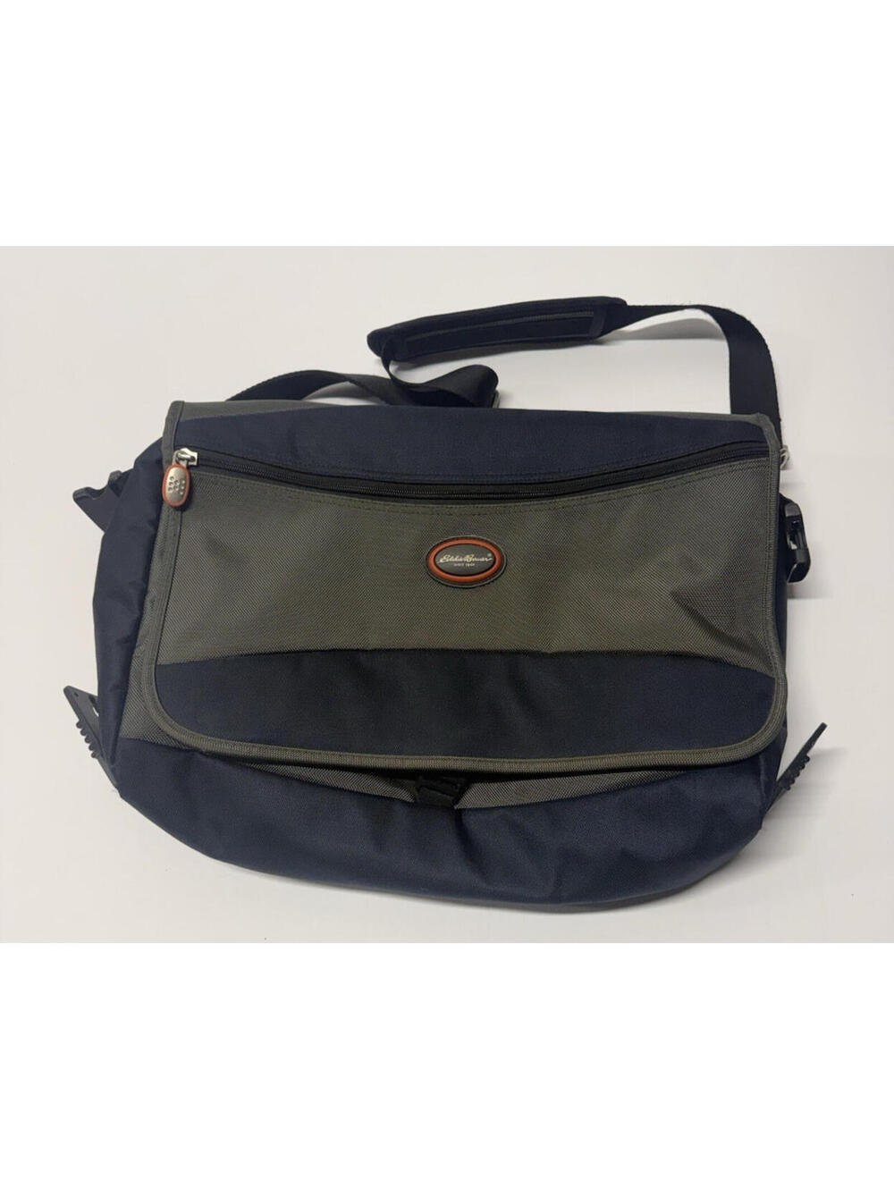Eddie Bauer Bag Computer Laptop Shoulder Messenger Large 15" 21" Green Black